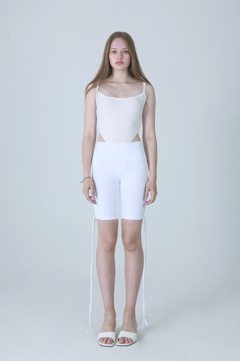 STRING BIKER SHORTS WHITE