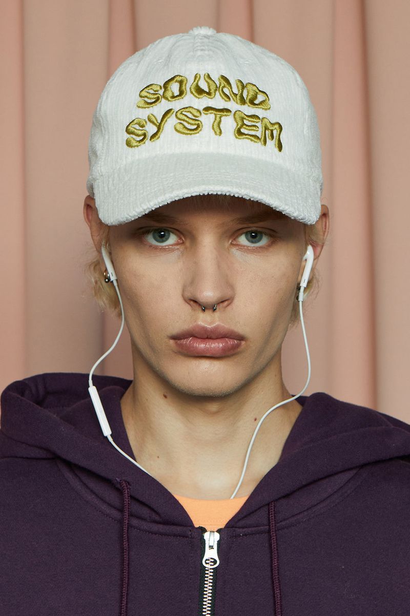 UNALLOYED（アナロイド）の「SOUND CORDUROY BALL CAP / IVORY（Hats）」