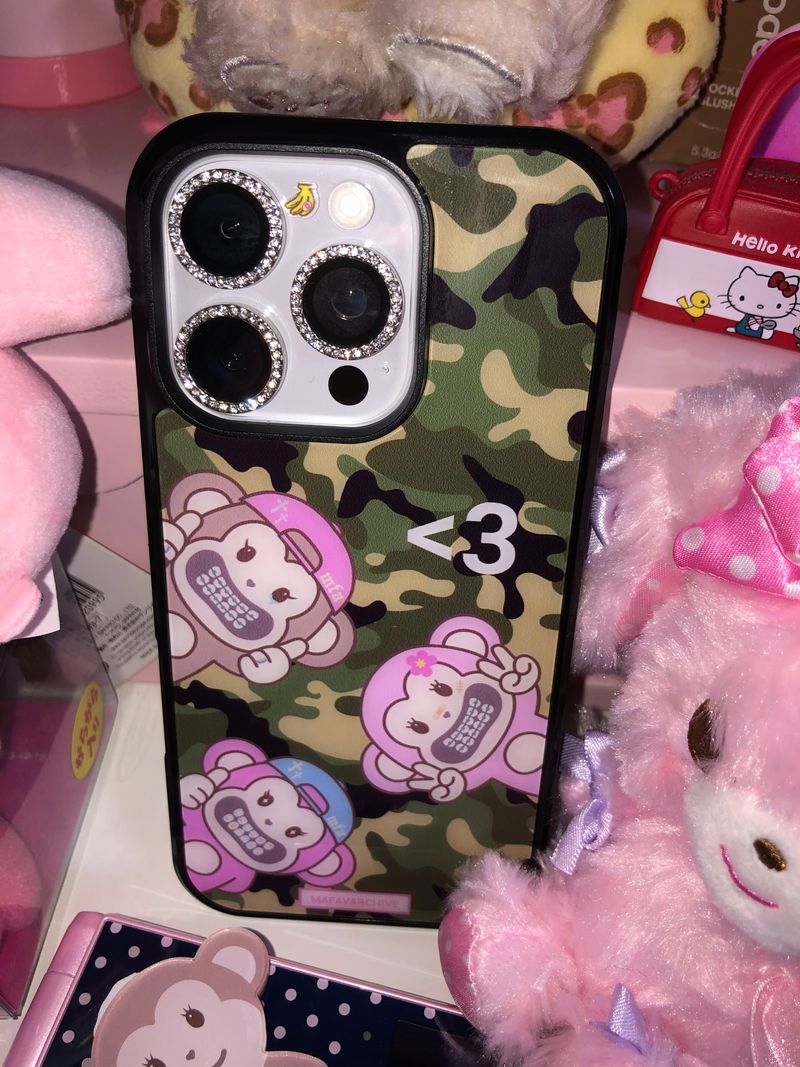 MAFAVARCHIVE（マイフェイブアーカイブ）の「[orangcrew] green camo orang glass case（Smartphone Accessories）」