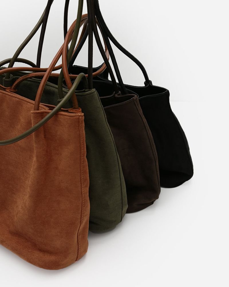 MAYBINS(メイビンス)の「Pania Suede Shoulder Bag(Bags)」