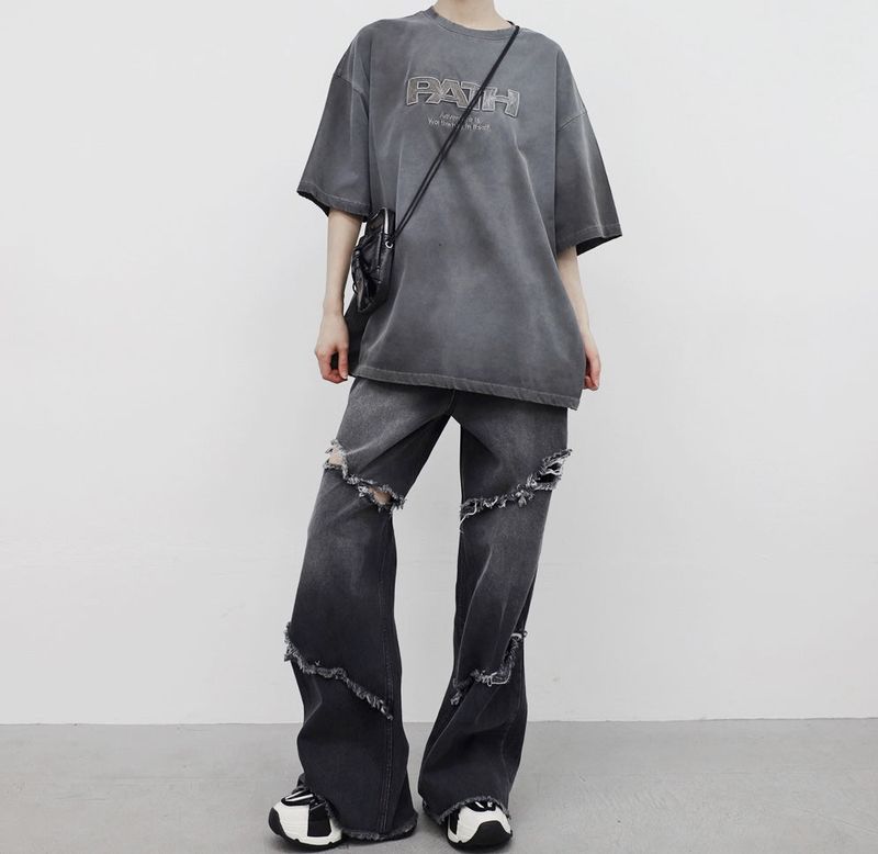 (Unisex) Polymonochrome Printed T-Shirt