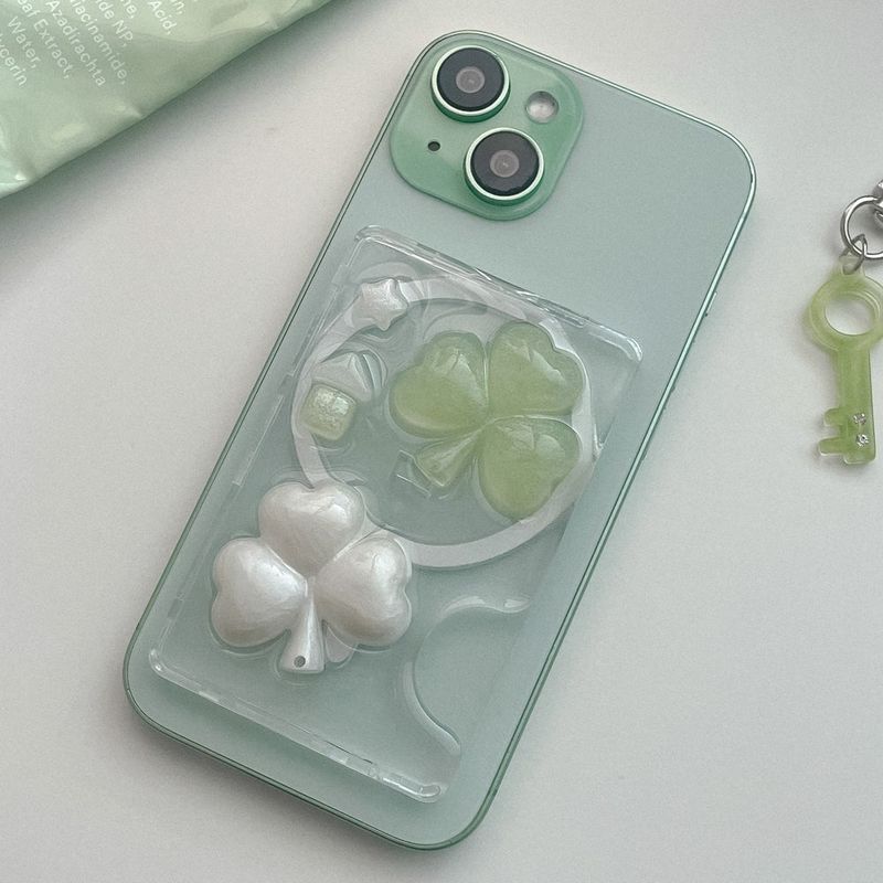 [made]3leaf clovers magsafe card wallet