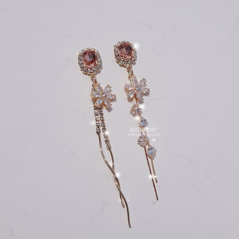 Diamond Petals Earring - Peach Pink