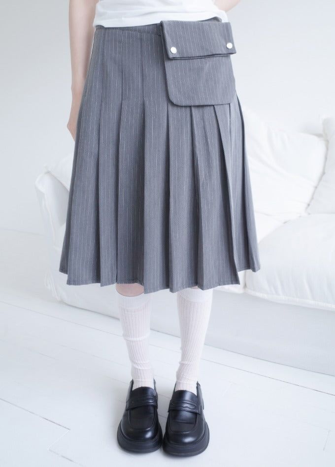 myorang(ミョラン)の「ピンスナッププリーツミディスカート(2color)(Skirts)」