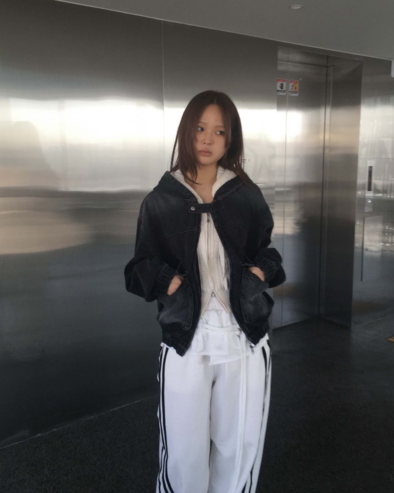 Denim hood jacket