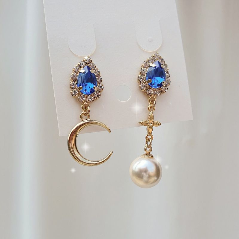 Blue Crystal and the Moon Earring