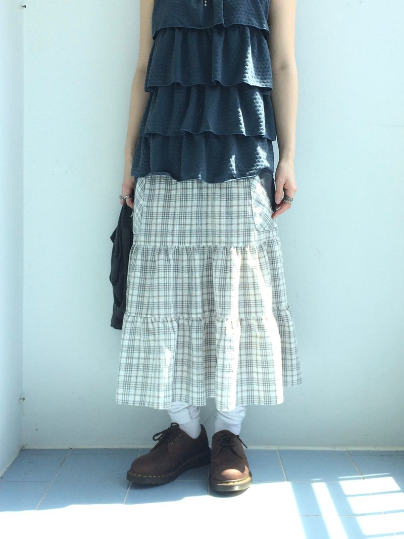 cream checkered pocket skirt