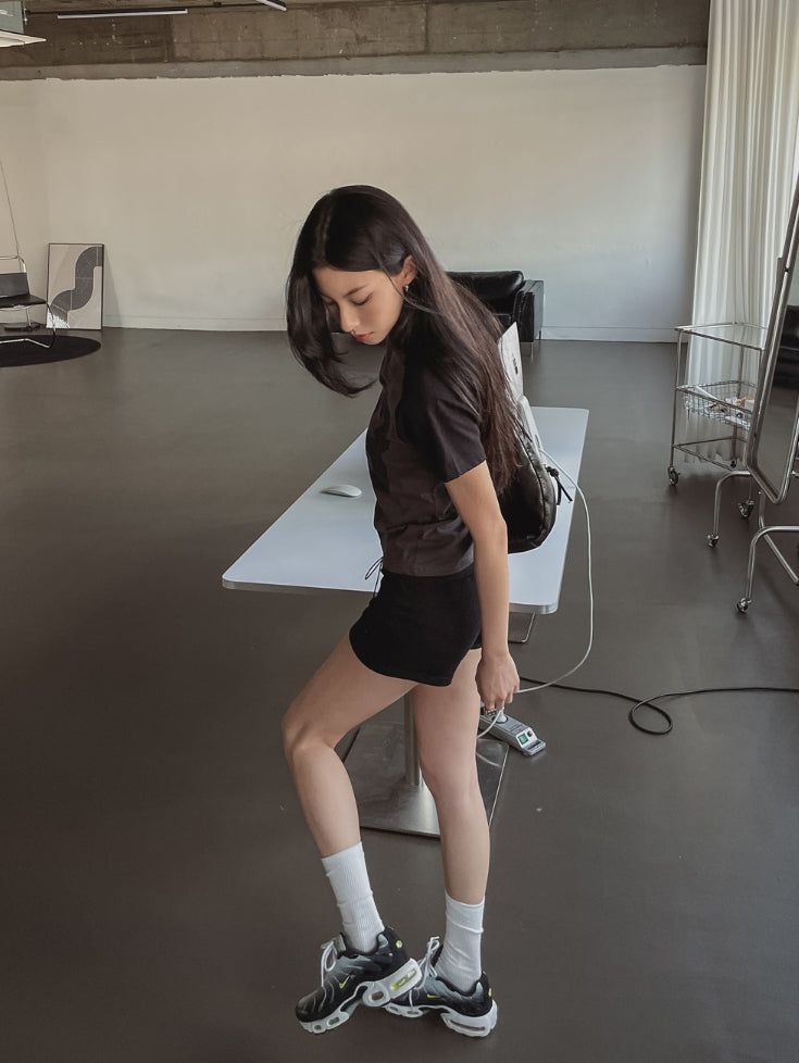 Micro banding short pants
