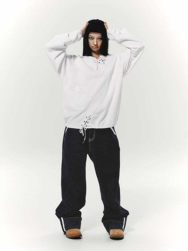 STAR APLIQUE CREWNECK WHITE