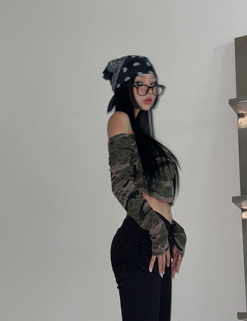 Pelvic Shirring Low-rise Bootcut Pants
