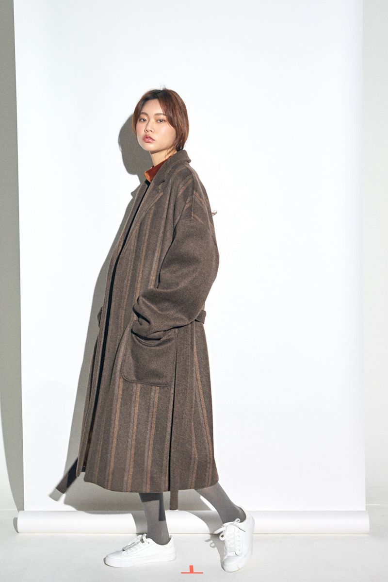 STRIPE COMBINATION WOOL ROBE COAT (Brown)