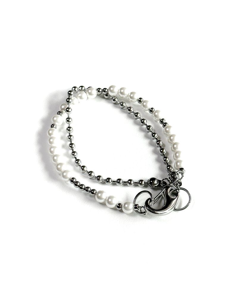 halfway pearl necklace