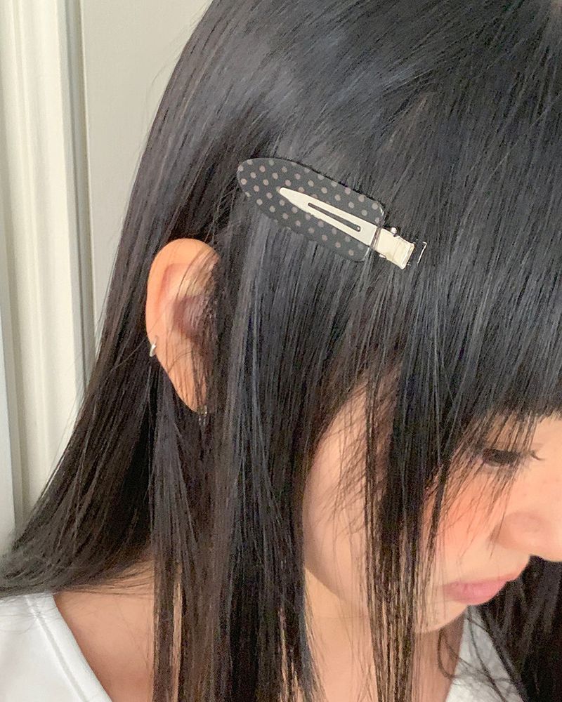 Meroon Dot Hair claw pin