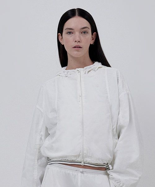 KIRSH（キルシー）の「KIRSH プレーンインクシジョンウーブンウインドブレーカー [WHITE]（ジャケット/アウター）」