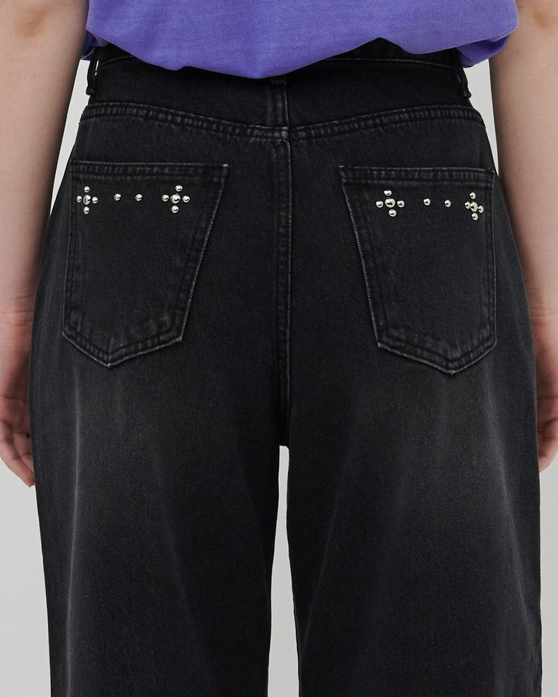 STUDS STRAIGHT LEG JEANS [BLACK]