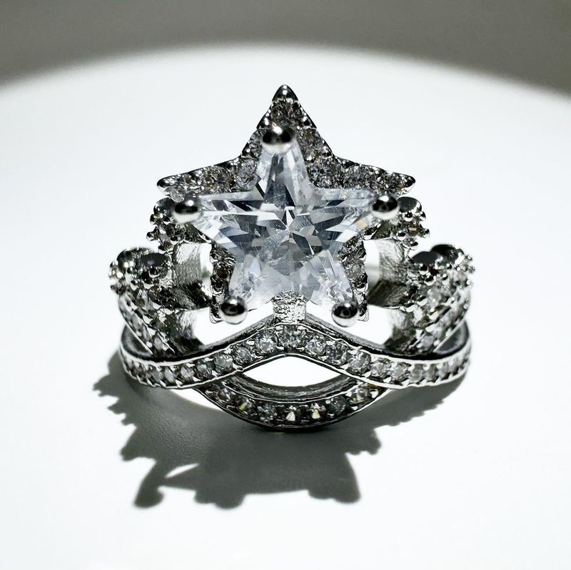[Red Velvet Wendy] Big star crown ring (2color)