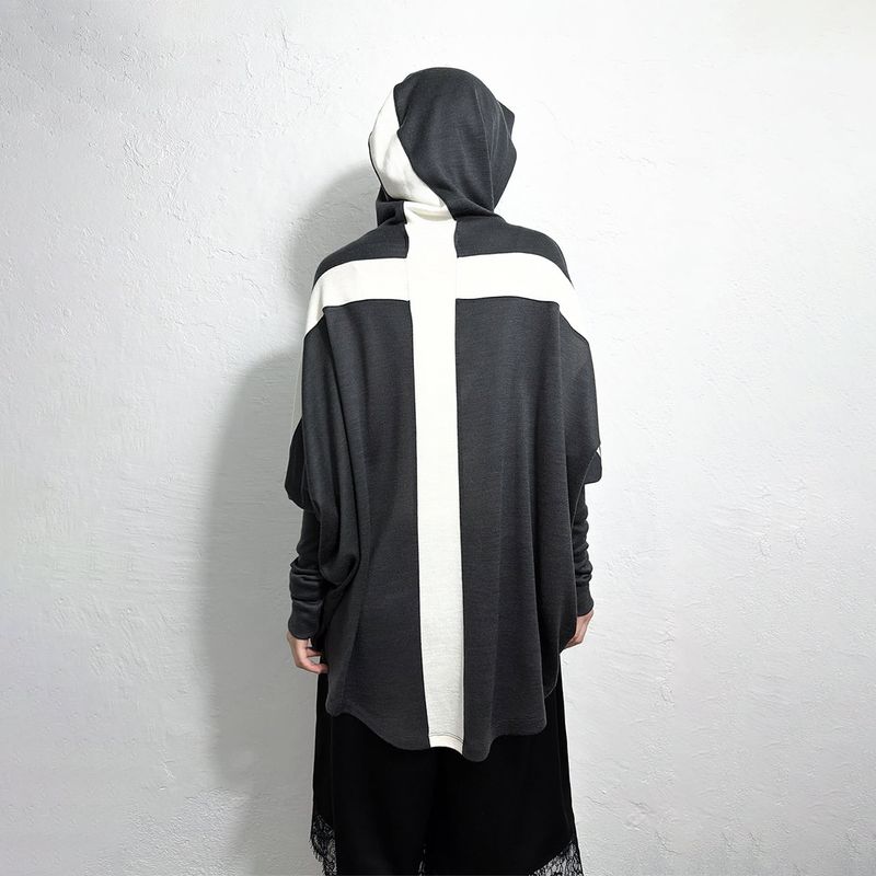 BATWING CROSS KNIT HOODIE