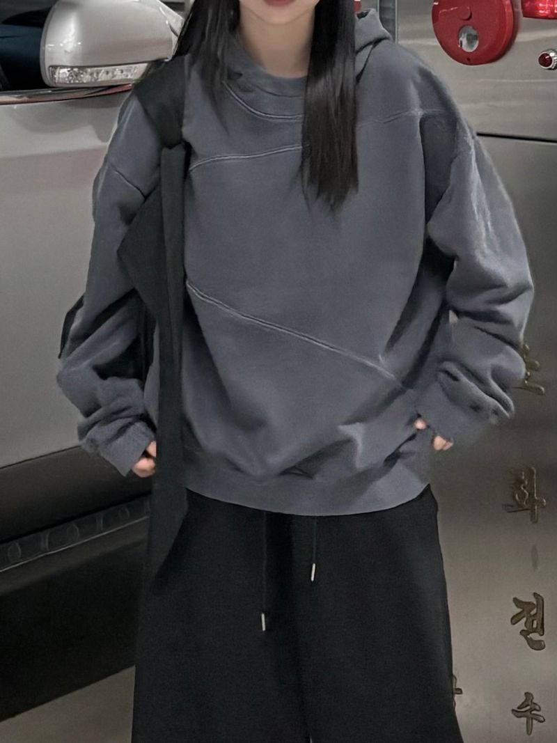 slant cutline pigment hoodie