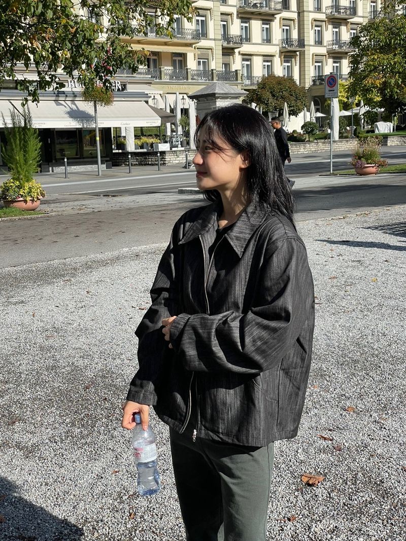Light serge denim jacket