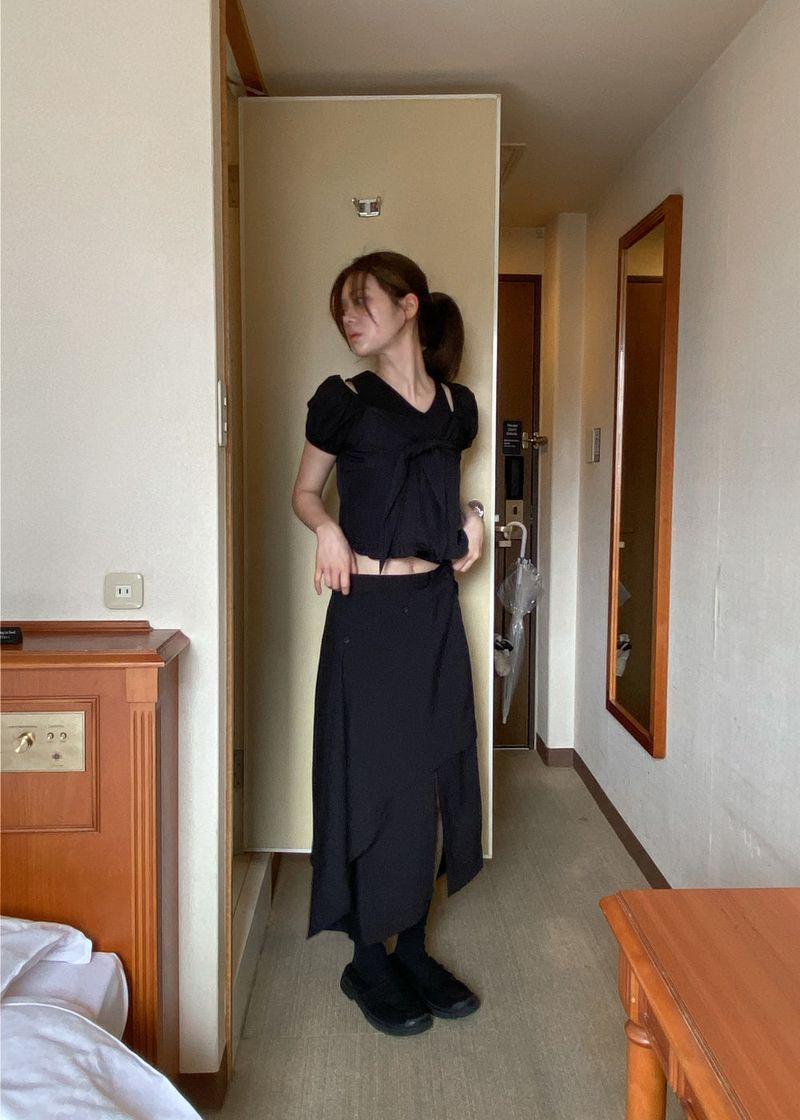 OVERLAY FOLD SKIRT