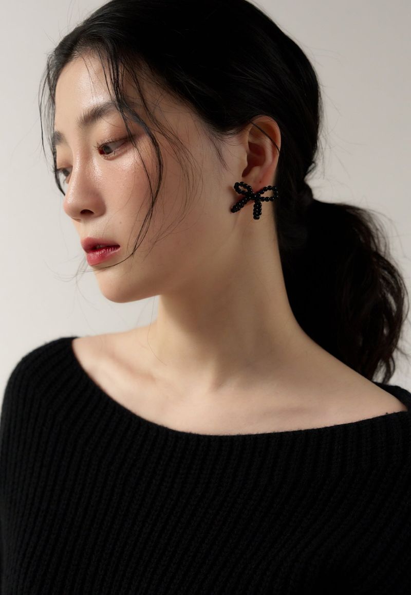 pearl navi earring - black