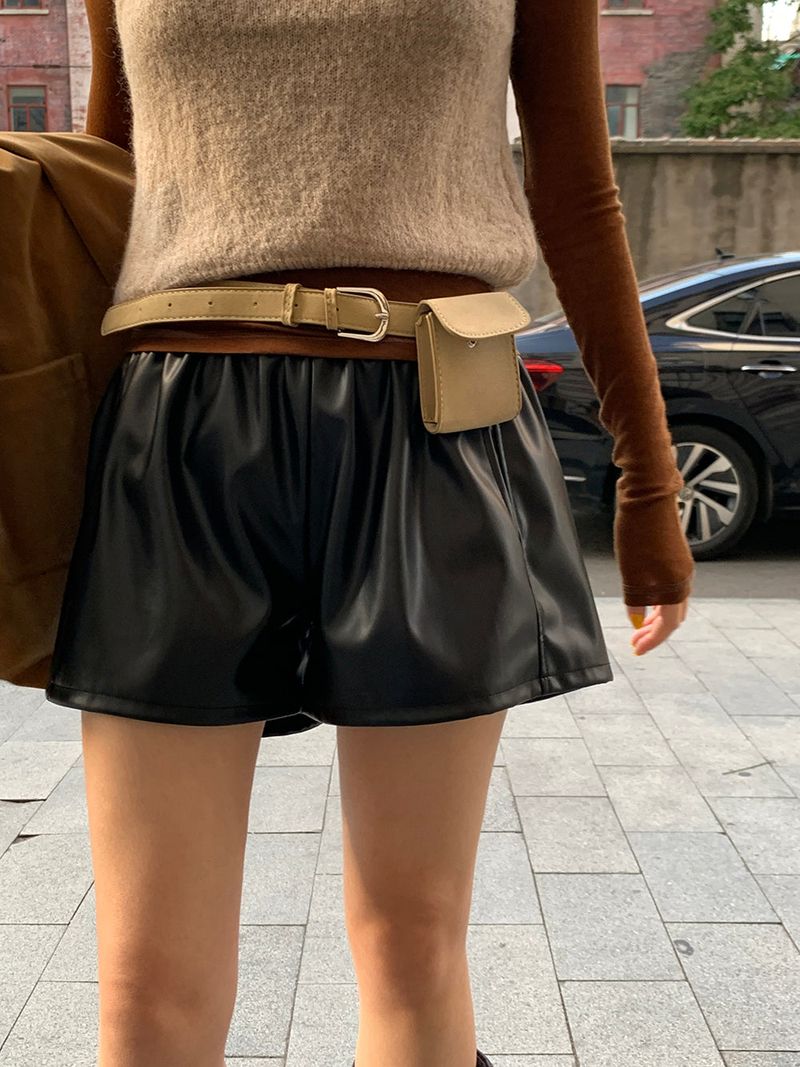 [MADE] Le Elle Leather Shorts