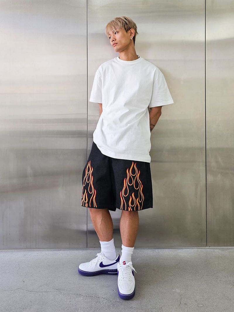 VENTIQUE Flame embroidery Bermuda Shorts 2color