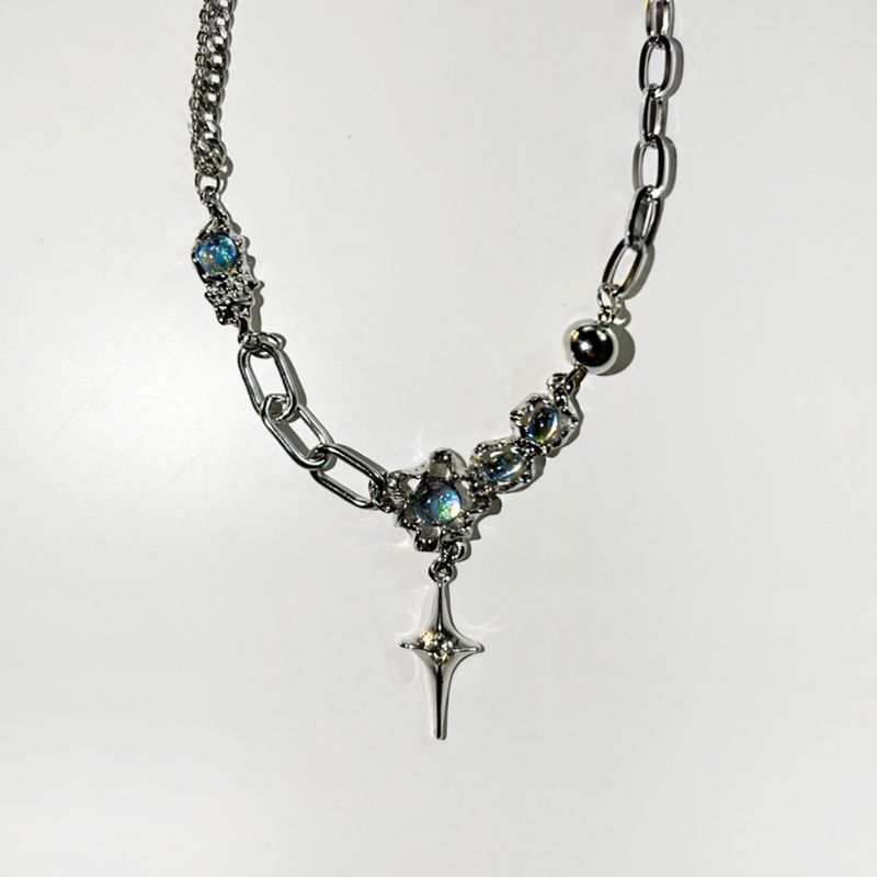 Chloe classic Necklace