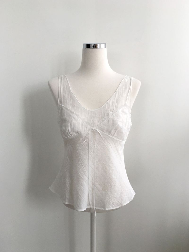 Blur ribbon top