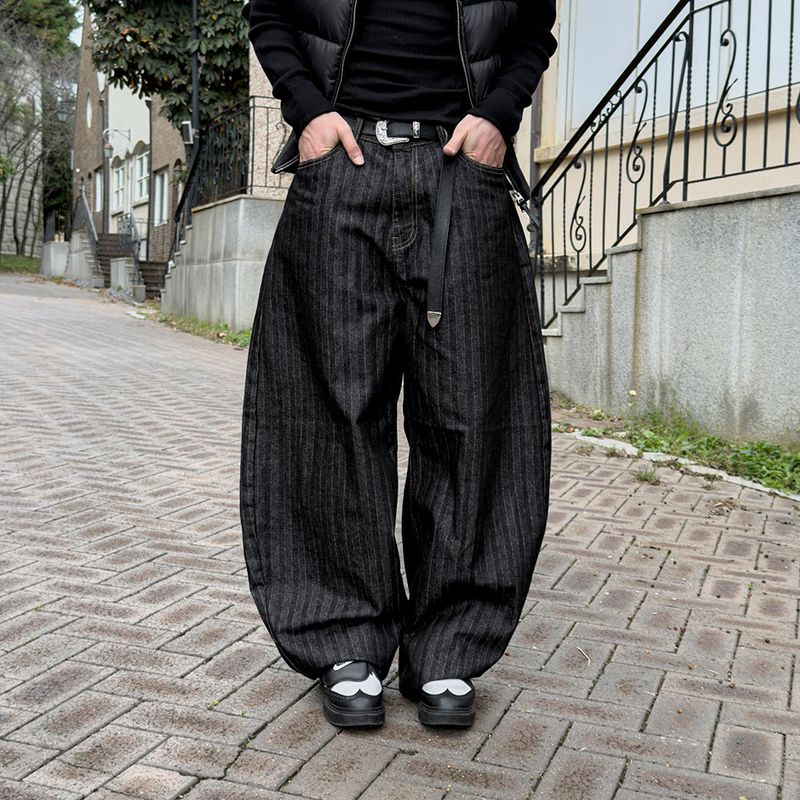 Herringbone Curved Denim Pants