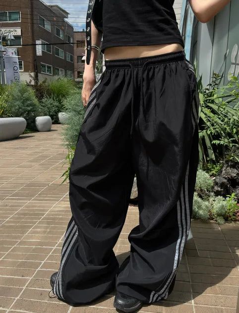 Silver Edge Line Wide-Leg Pants