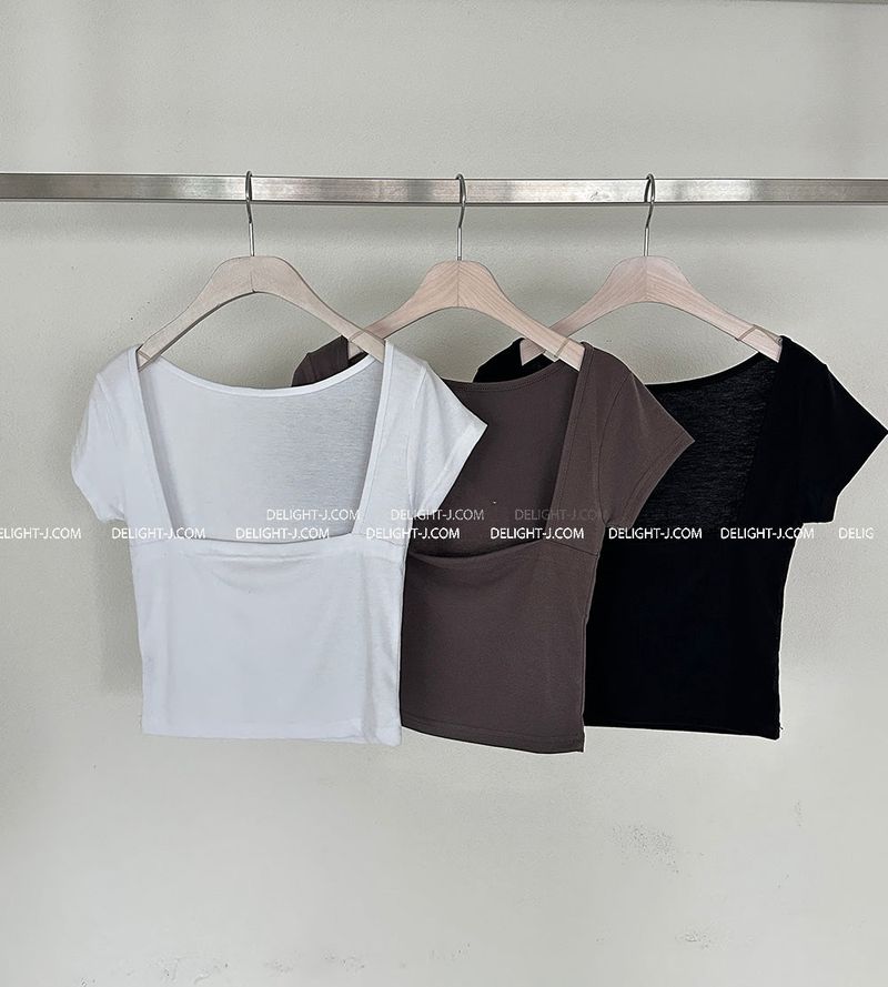 Class Patch Back Slit Short Sleeve Tee