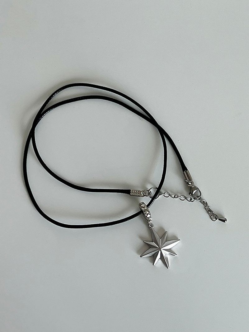 Star piece necklace