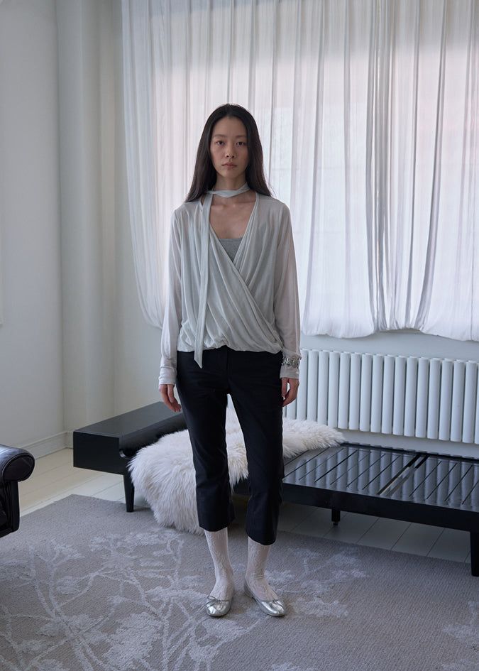 Lotus Drape Scarf Top (Ash Cream)