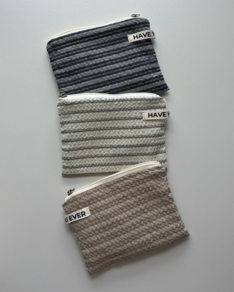 Plain stripe flat pouch - beige , M size