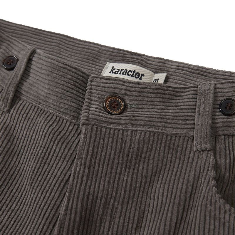 Wonky corduroy pants / Dusty gray