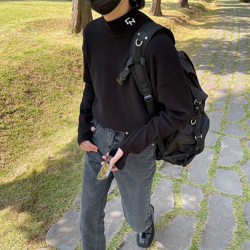 [MADE] CN Half-Neck Embroidered Warmer Tee (2 colors)