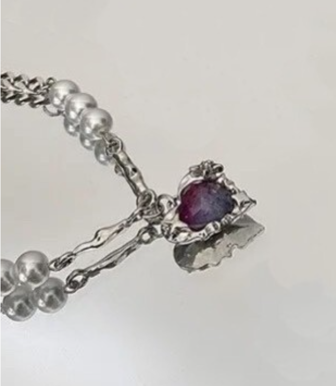MÜCE（ミュセ）の「0097 Violet heart linked pearl bracelet（Accessories）」