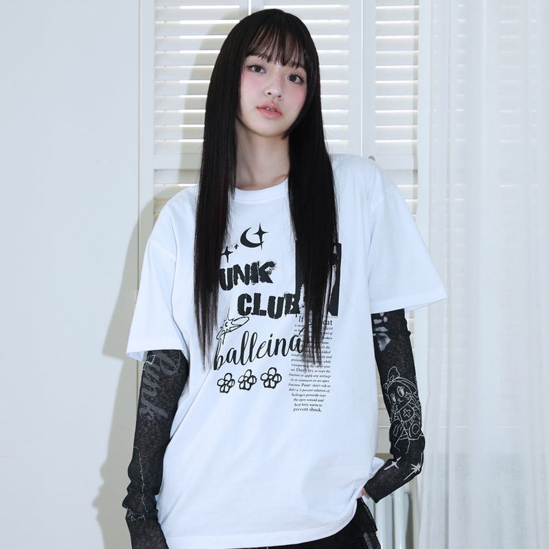 CLUT STUDIO（クラットスタジオ）の「0 6 パンクバンドキャットTシャツ（トップス）」