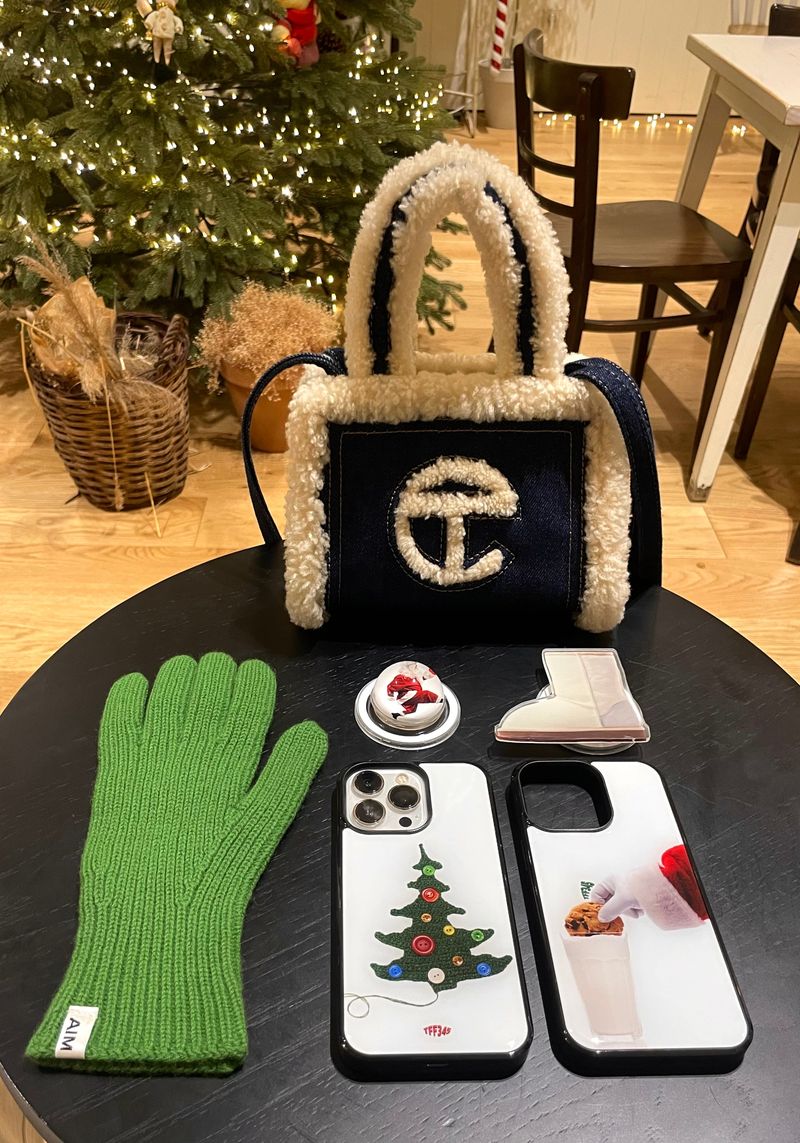 KNITTED TREE Epoxy Bumper Case / TREEFORFIVE345
