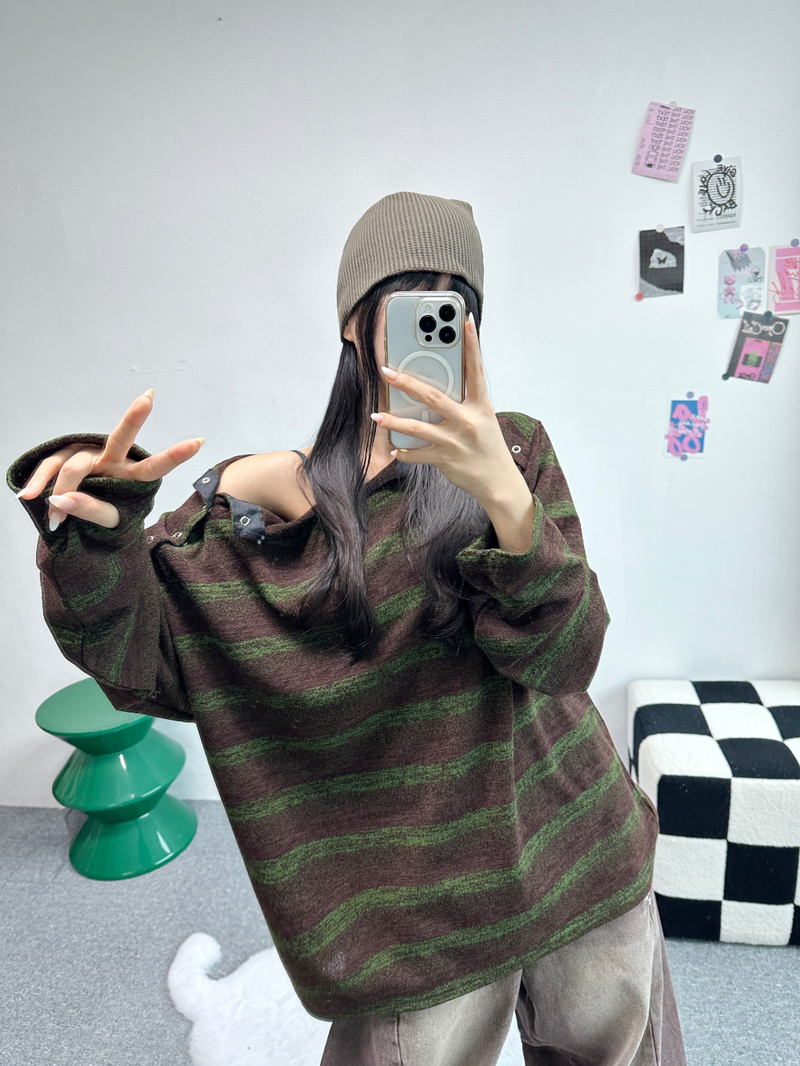 SHOULDER SNAP WARMER POINT STRIPED KNIT🤎🖤🧸 - 2 COLORS