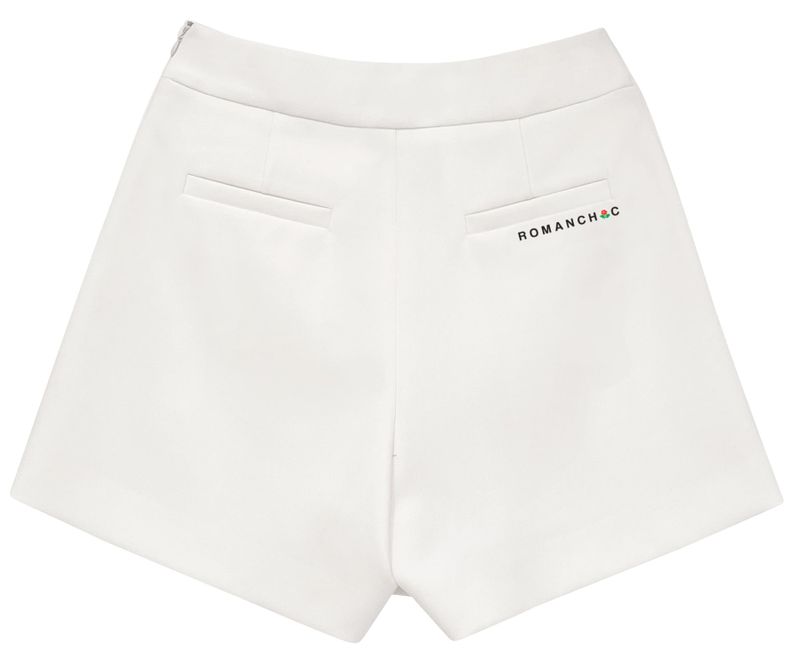 Pleated shorts