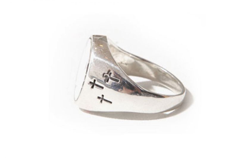 CONTACT RING 2 (howlite) -L