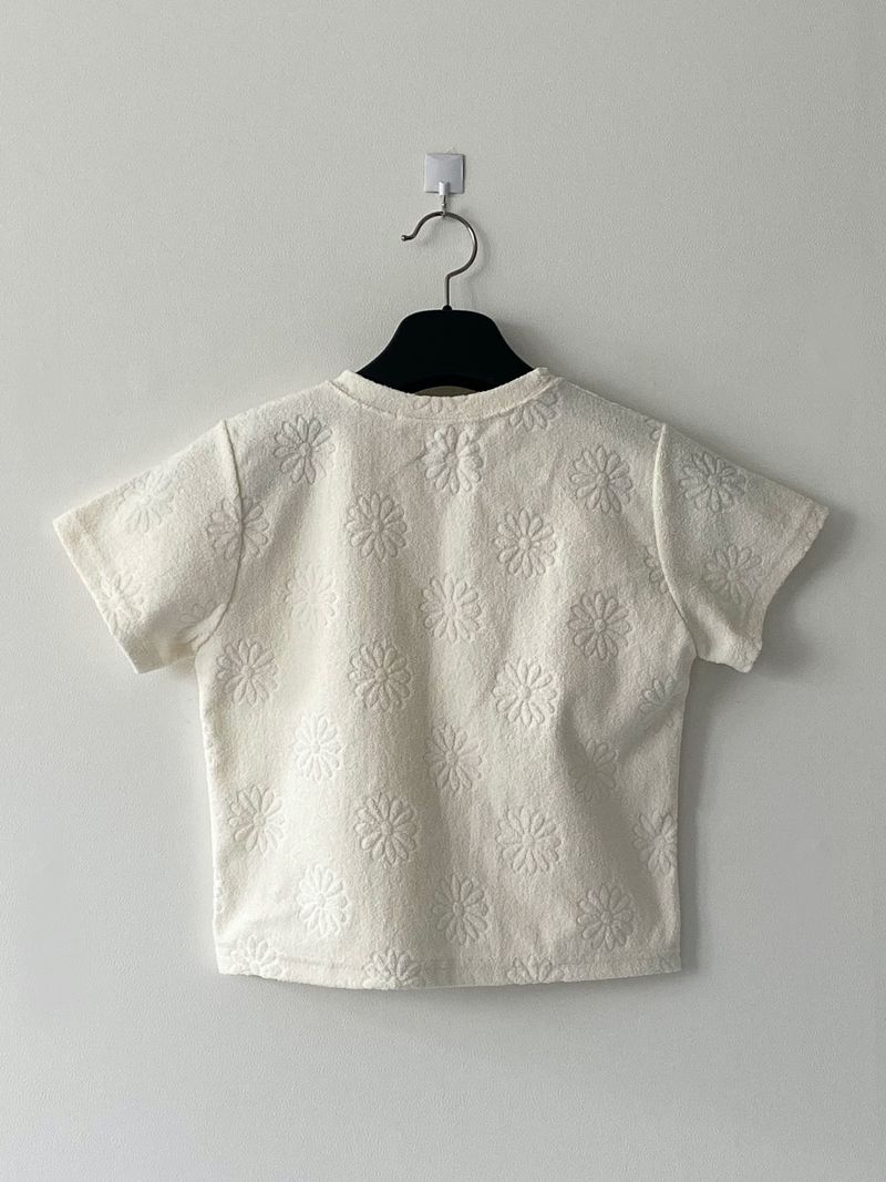 Flower daisy cropped t