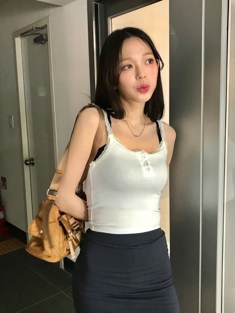 Maio sleeveless