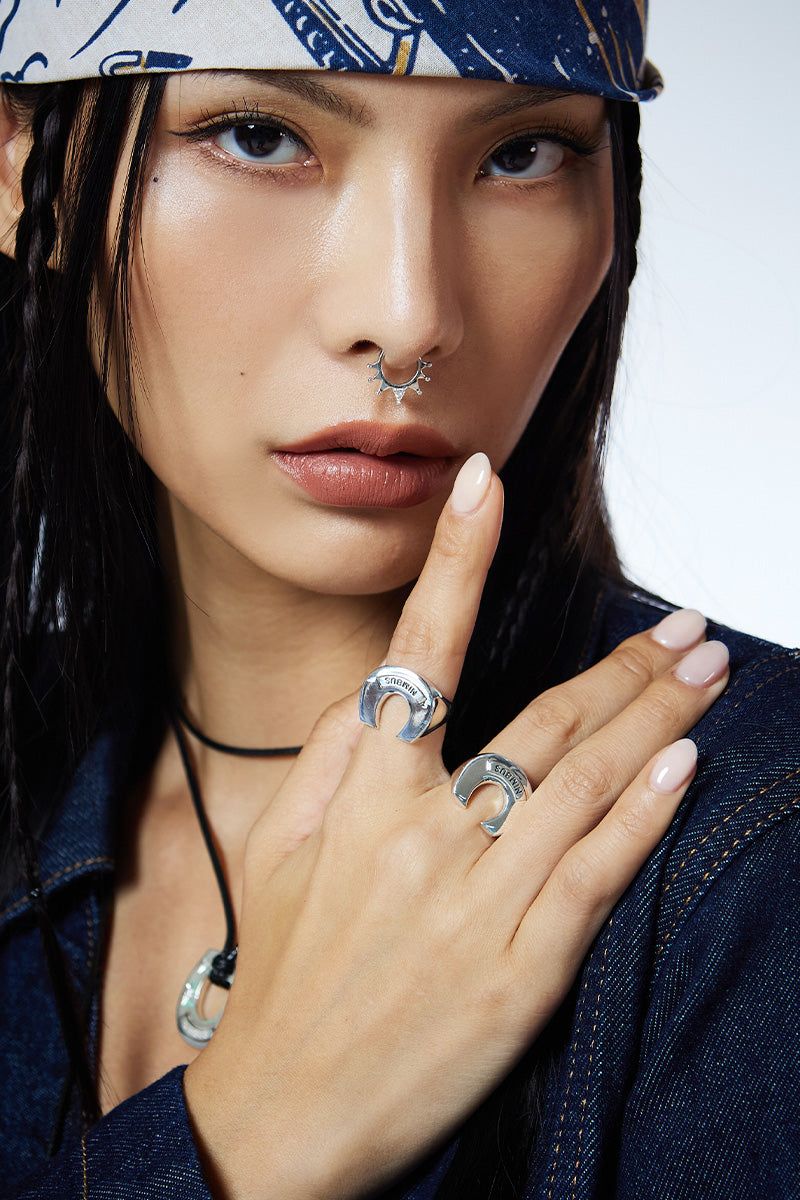 Horseshoe Ring (L)