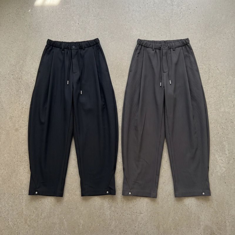 Curved Striped Balloon Trousers(Elastic Waist)