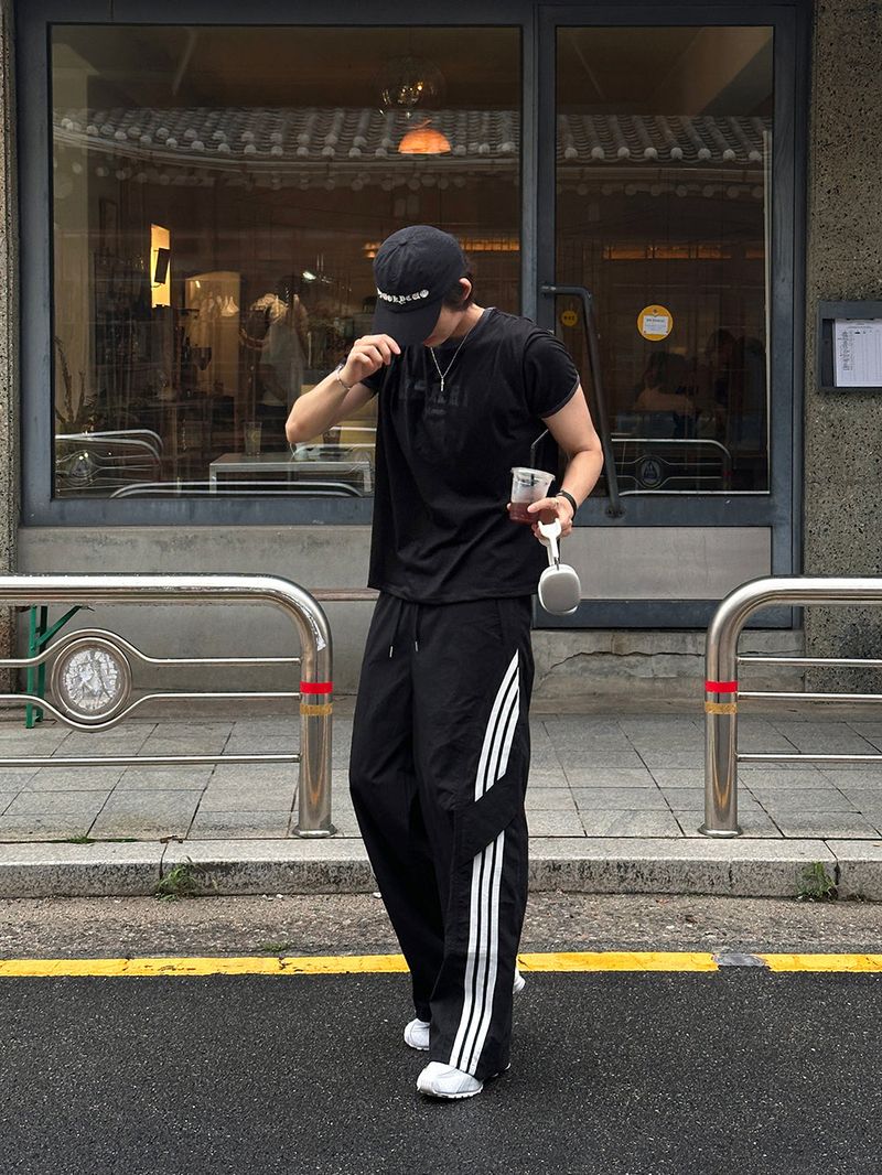 [SET] US Vintage Ringer Short-Sleeve T-Shirt + Valen Cut-Line Track Nylon Pants