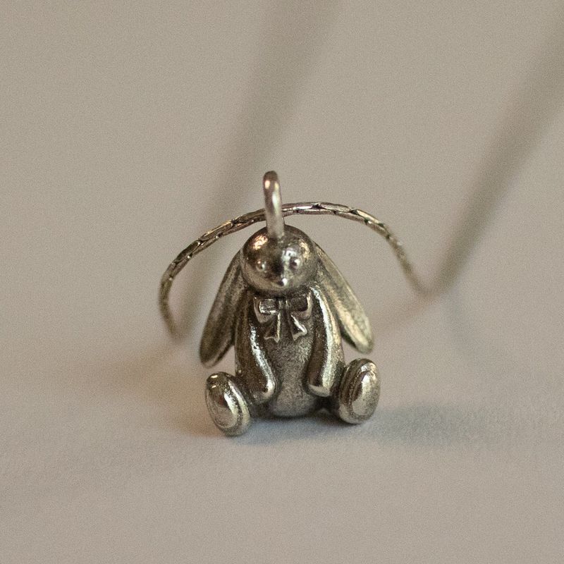 Ivorybubble(アイボリーバブル)の「【MADE】 Little bunny necklace S(Accessories)」