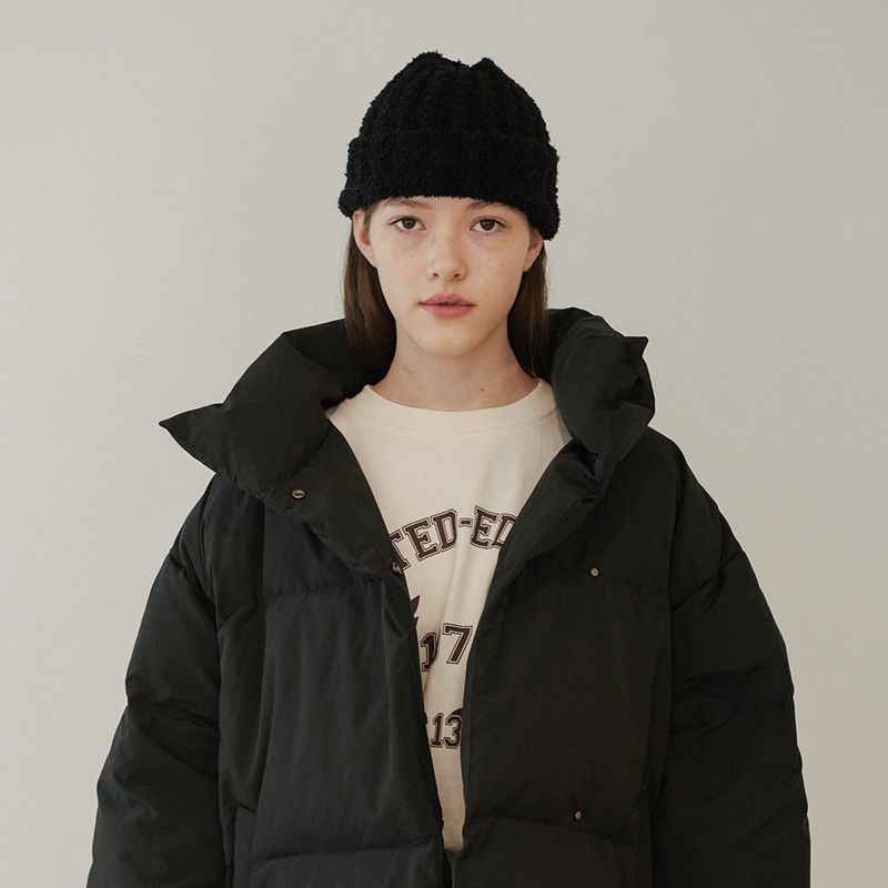 RIBBED KNIT BEANIE (BLACK)